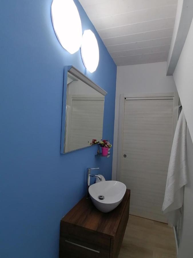 Retroscena Apartment In Centro Civitanova Marche Bagian luar foto