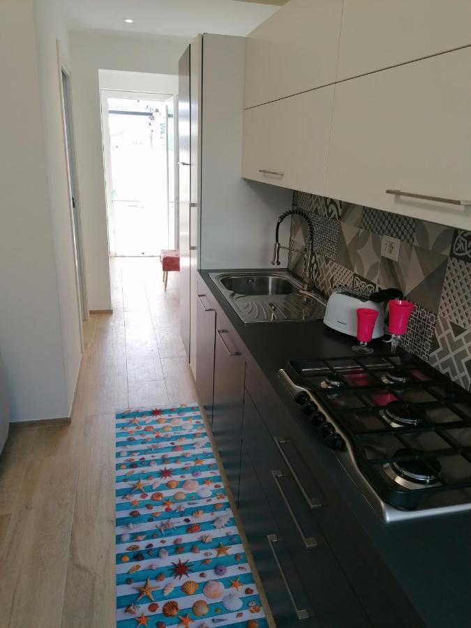 Retroscena Apartment In Centro Civitanova Marche Bagian luar foto
