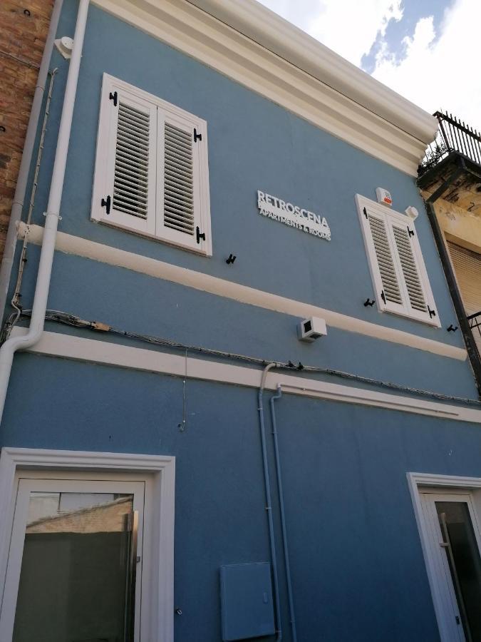 Retroscena Apartment In Centro Civitanova Marche Bagian luar foto